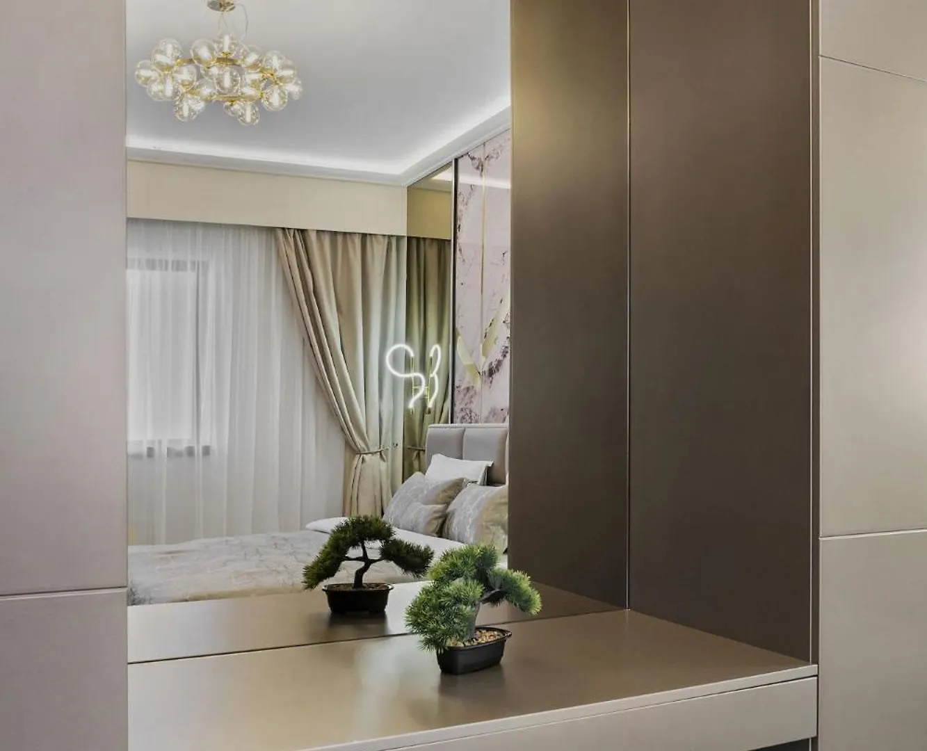 Central Two Rooms Apartment The Paradise Of Lights Bucharest